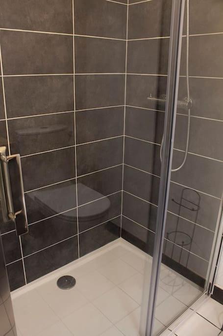 Logement Entier 50 M² Proche Centre Ville Morlaix Exterior photo
